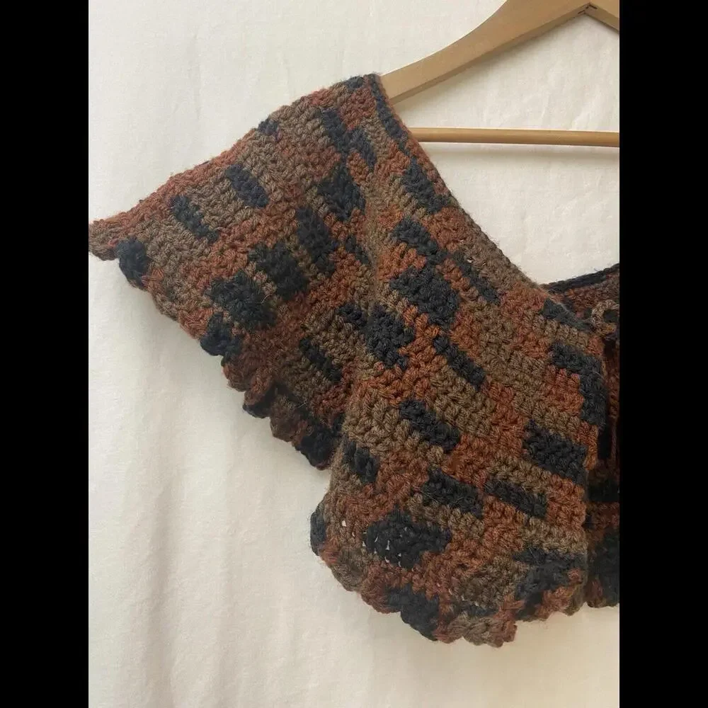 Handmade Crocheted Collar Scarf‎ Capelet Browns Neutrals Necklace Likely Vintage
